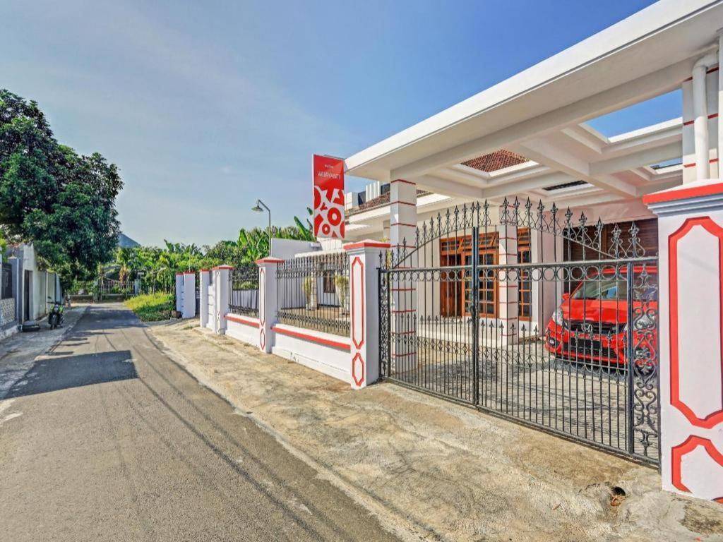 外南梦 Oyo 90344 Wijayanti酒店 外观 照片